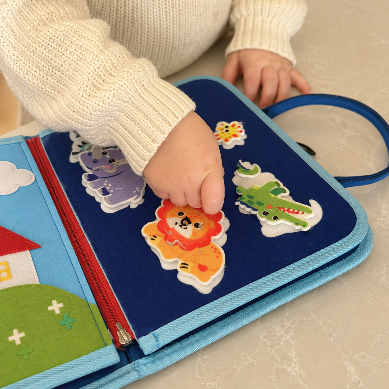 Bimboloo - Montessori Busy Board – 7-in-1 Lernspielzeug für Kleinkinder